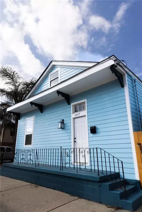 1227 N Miro St, New Orleans, LA 70119