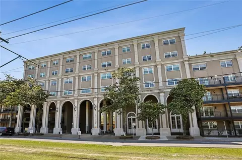1750 St Charles Ave #307, New Orleans, LA 70130