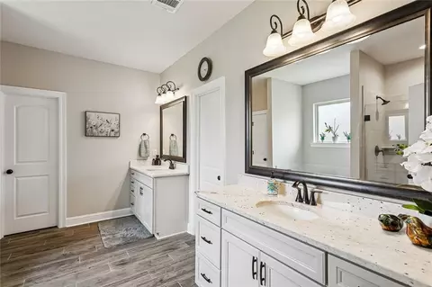 Bath - 213 Saw Grass Loop, Covington, LA 70435 photo 1 of 4