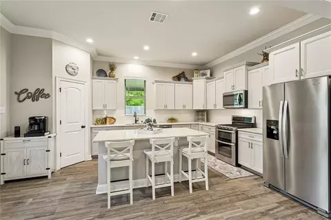 Kitchen - 213 Saw Grass Loop, Covington, LA 70435 photo 1 of 2