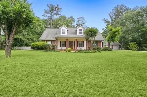 13101 Royal Oak Dr, Hammond, LA 70403