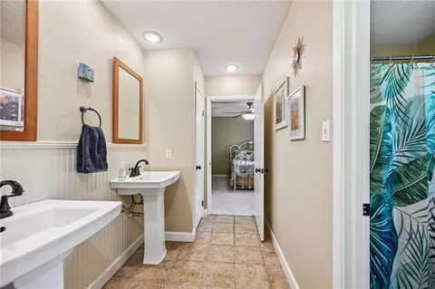 Bath - 15 S Division Dr, Covington, LA 70433 photo 2 of 4