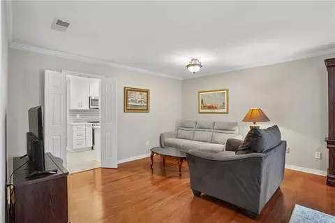 Living - 10 Glacier St, Kenner, LA 70065 photo 1 of 5