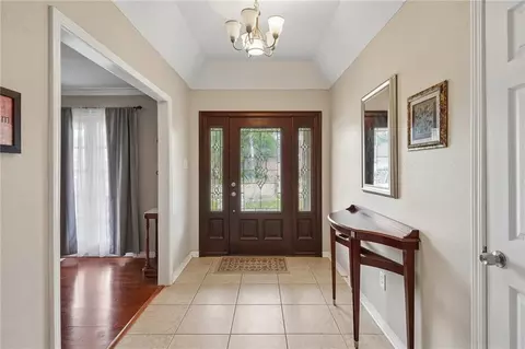 Entry Way - 10 Glacier St, Kenner, LA 70065 photo 1 of 2