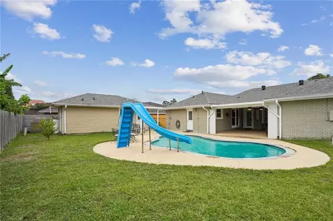 Exterior - 10 Glacier St, Kenner, LA 70065 photo 6 of 7