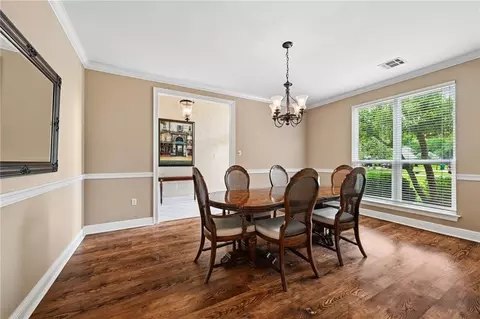 Dining - 1338 Woodmere Dr, Mandeville, LA 70471 photo 2 of 3