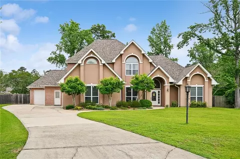 Exterior - 1338 Woodmere Dr, Mandeville, LA 70471 photo 8 of 8