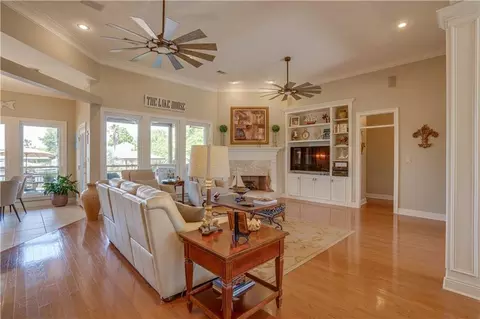 Living - 102 Constellation Dr, Slidell, LA 70458 photo 1 of 1
