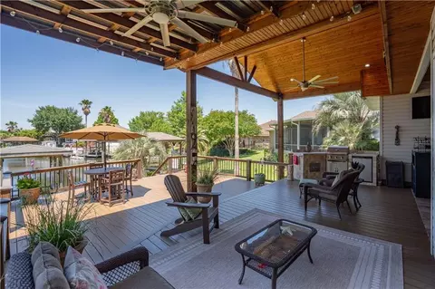Exterior - 102 Constellation Dr, Slidell, LA 70458 photo 5 of 16