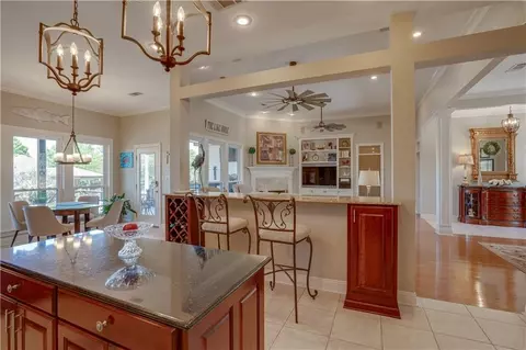 Kitchen - 102 Constellation Dr, Slidell, LA 70458 photo 5 of 7