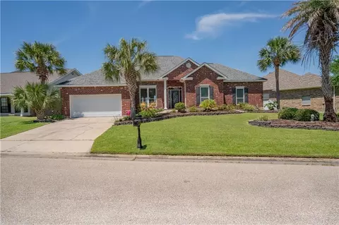 102 Constellation Dr, Slidell, LA 70458