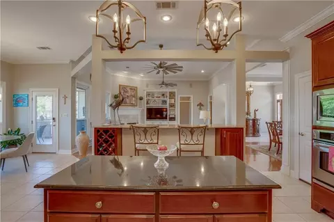 Kitchen - 102 Constellation Dr, Slidell, LA 70458 photo 6 of 7