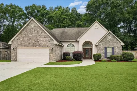 110 Sawmill Creek Rd, Pearl River, LA 70452