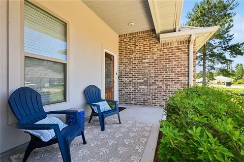 Exterior - 70356 State St, Mandeville, LA 70471 photo 3 of 5