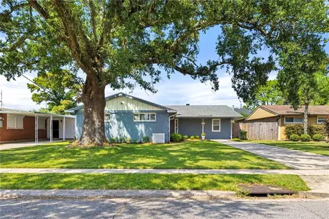 6301 Dorothea St, New Orleans, LA 70126