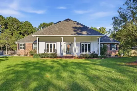 497 Secluded Grove Loop, Madisonville, LA 70447