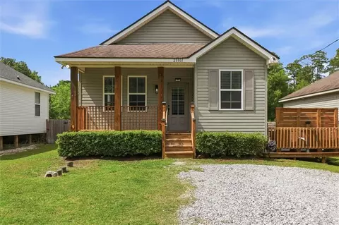 28801 Adele St, Lacombe, LA 70445