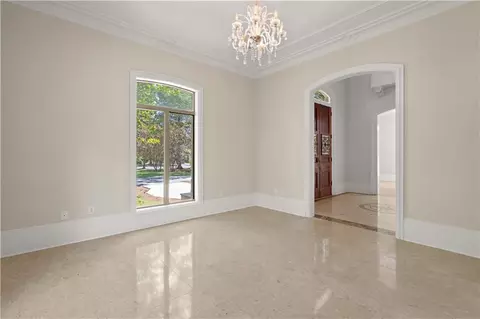 Living - 8 Mulberry Pt, Covington, LA 70433 photo 1 of 6