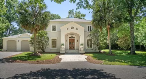 8 Mulberry Pt, Covington, LA 70433