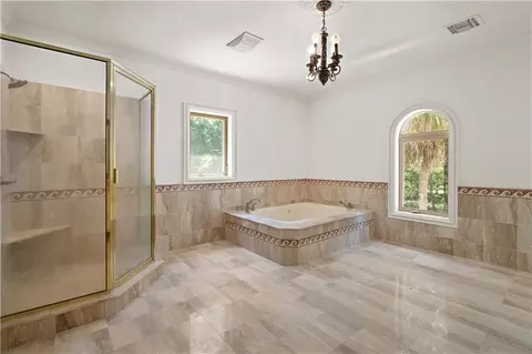 Bath - 8 Mulberry Pt, Covington, LA 70433 photo 2 of 4
