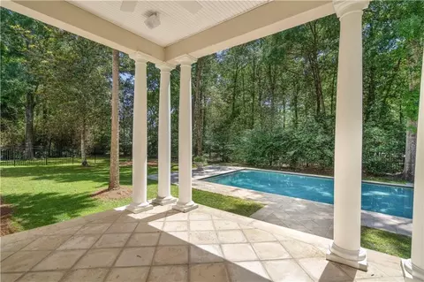 Exterior - 8 Mulberry Pt, Covington, LA 70433 photo 11 of 14