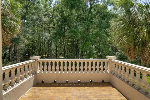 Exterior - 8 Mulberry Pt, Covington, LA 70433 photo 8 of 14