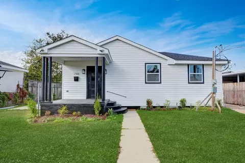258 E Av Ave, Harahan, LA 70123