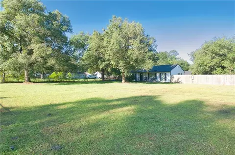 36186 Jessie Singletary Rd, Pearl River, LA 70452