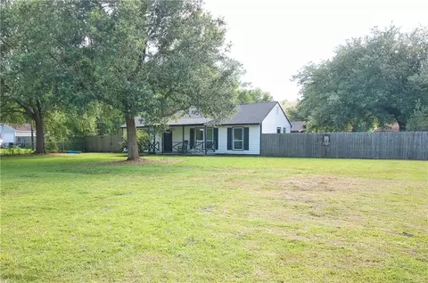 36186 Jessie Singletary Rd, Pearl River, LA 70452
