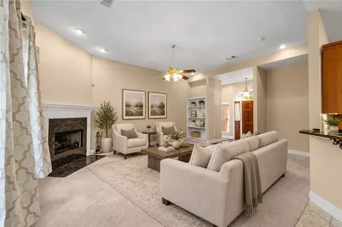 Living - 206 Amanda Dr, Slidell, LA 70458 photo 4 of 5
