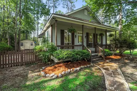22512 Treadaway St, Mandeville, LA 70471