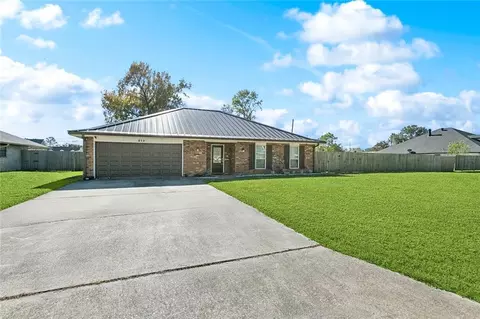 312 Devon Rd, Laplace, LA 70069