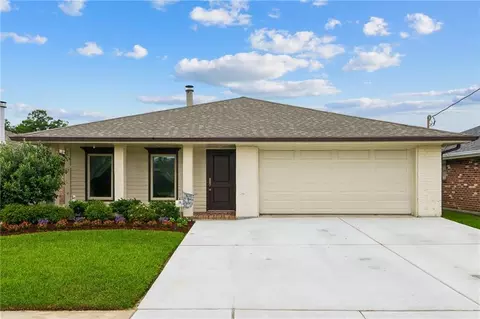 1616 Field Ave, Metairie, LA 70001