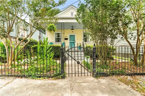 822 Clouet St, New Orleans, LA 70117