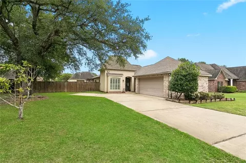42438 Wood Ave, Ponchatoula, LA 70454