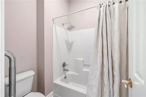 Bath - 102 Mayers Trce, Slidell, LA 70460 photo 4 of 4