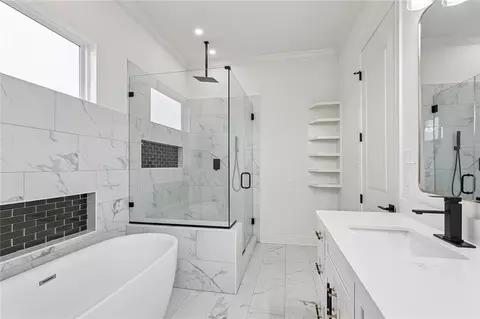 Bath - 1801 37th St, Kenner, LA 70065 photo 2 of 3