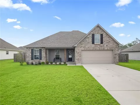 39506 N Pond Trl, Ponchatoula, LA 70454