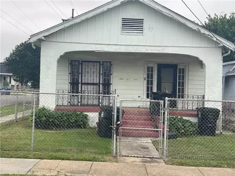 1700 Piety St, New Orleans, LA 70117