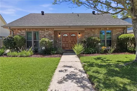 129 Rex Dr, River Ridge, LA 70123