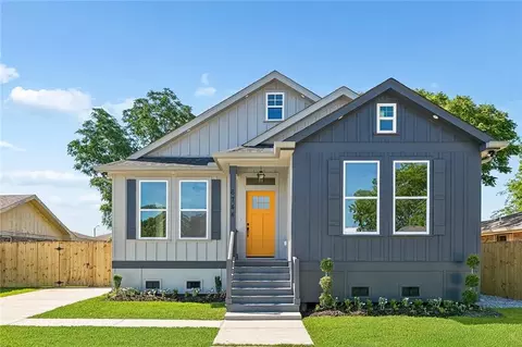 6744 Manchester St, New Orleans, LA 70126