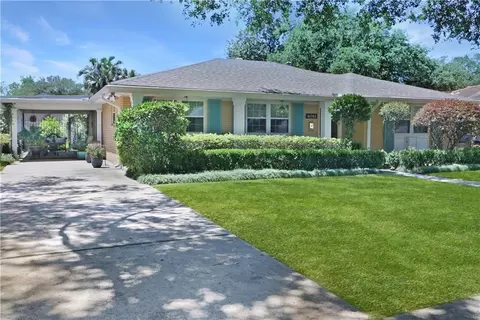 6243 Oxford Pl, New Orleans, LA 70131