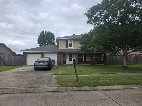 1800 W Frisco Dr, Laplace, LA 70068