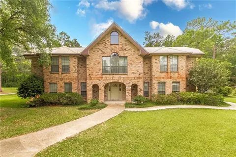 18080 St Josephs Way, Covington, LA 70435