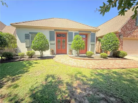 245 Cypress Lakes Dr, Slidell, LA 70458