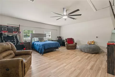 Bedroom - 224 E Queens Dr, Slidell, LA 70458 photo 3 of 3