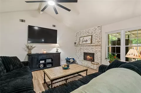 Other - 224 E Queens Dr, Slidell, LA 70458 photo 1 of 3