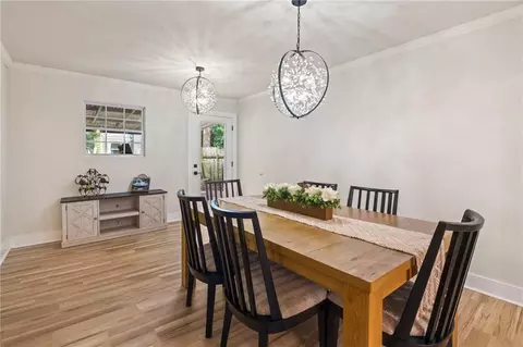 Dining - 224 E Queens Dr, Slidell, LA 70458 photo 2 of 2