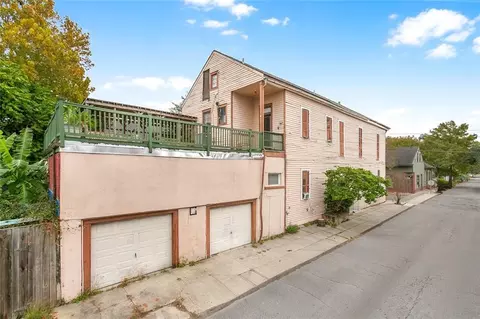 3619 21 Burgundy St, New Orleans, LA 70117
