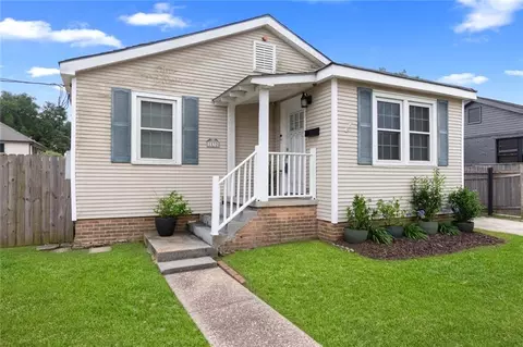 1532 Crescent Dr, New Orleans, LA 70112